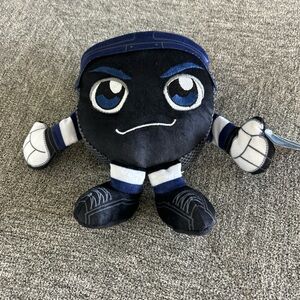 Bleacher Creatures Tampa Bay Lightning 8" Kuricha Hockey Puck Sitting Plush